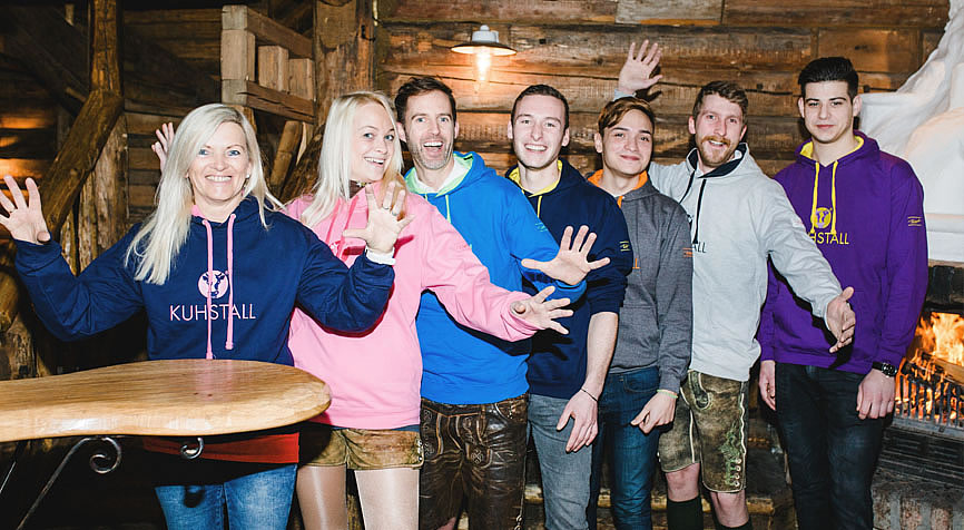 apres ski wagrain - fan shop fan shop - kuhstall, apres ski in wagrain