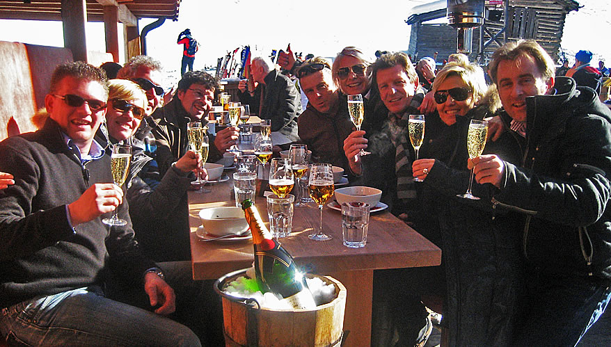 terrasse kuhstall wagrain